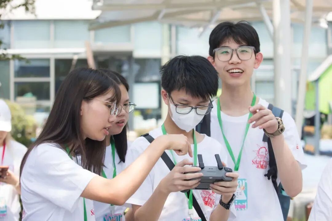 Drone Workshop group photo with Hong Kong students at YWIES Zhejiang Tongxiang