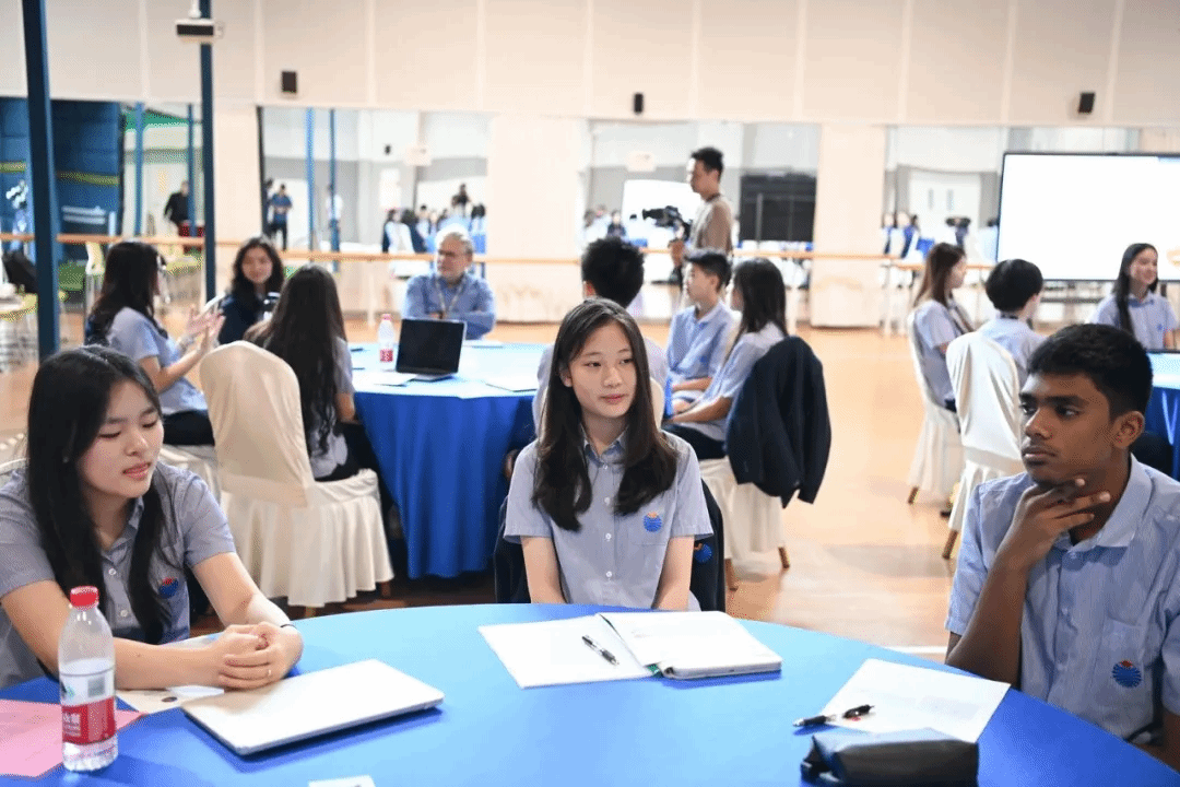 G10 翁稚媛进行分享,谈AI助力与领导力成长