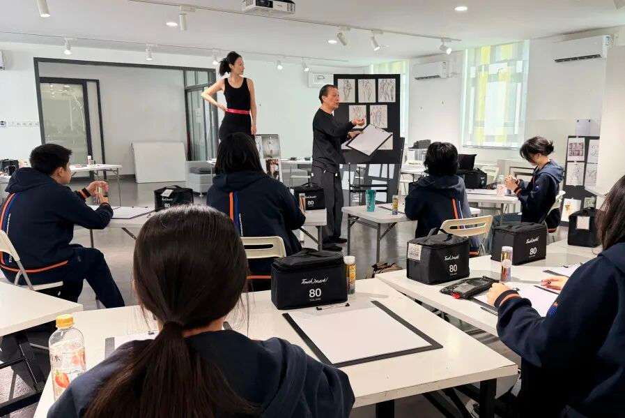 模特周学生作品展海报横幅，Model Week Student Works Exhibition（上海耀华古北校区）