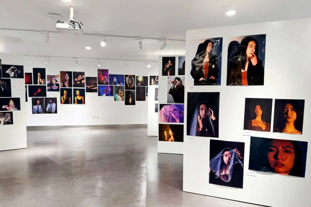 学生摄影作品：舞台灯光下的专业模特肖像（模特周学生作品，上海）