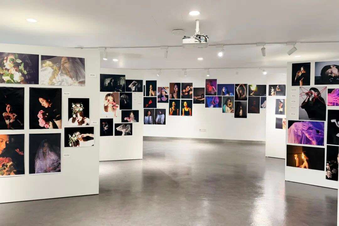 学生摄影作品：黑白人像构图探索（上海耀华古北校区）