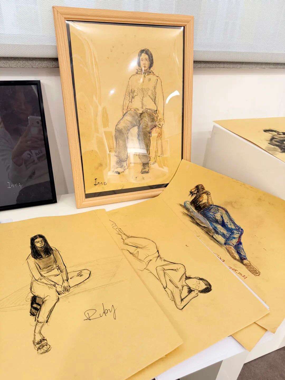 学生绘画作品：全身人物速写（模特周学生作品，上海耀华古北校区）