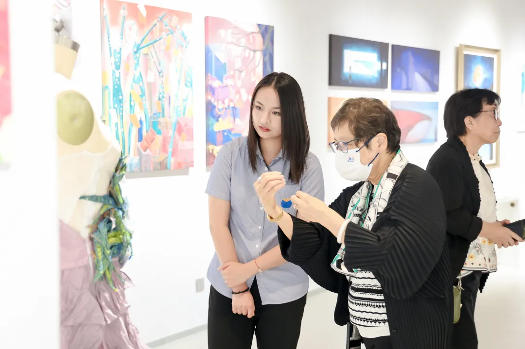 2023-2025年度艺术大展暨毕业作品展现场1
