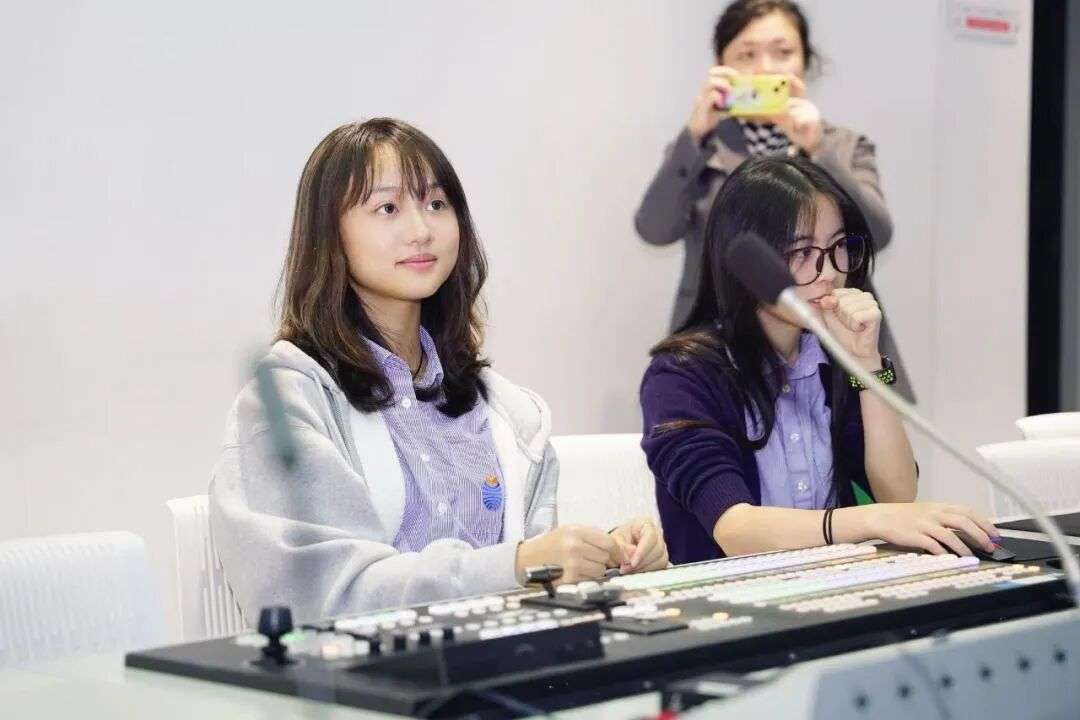 Angel在西交利物浦大学影视艺术交流课的学习现场,跨校合作与交流