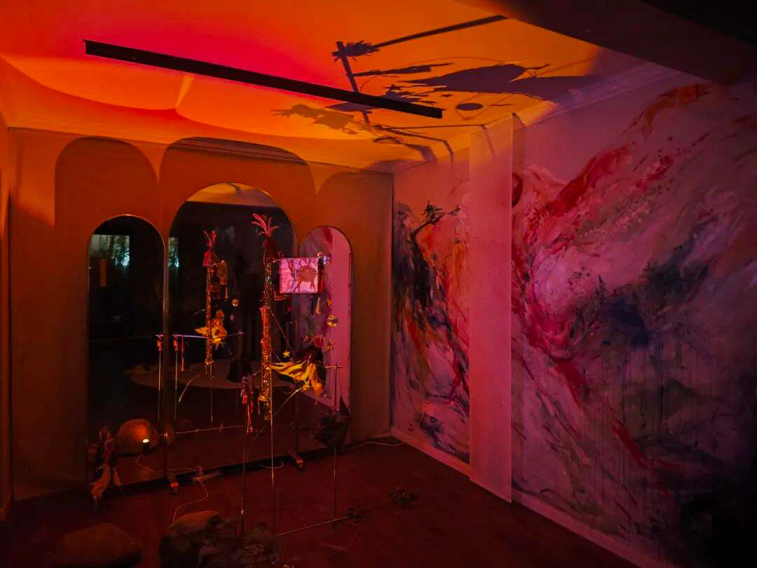 墙绘作品《刘昔霖的潜意识痕迹》整体视图