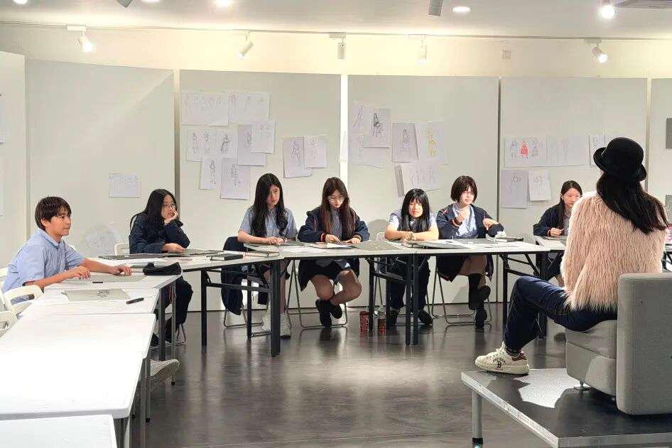 桐乡耀华学生走进古北耀华，共享模特周课程资源与体验