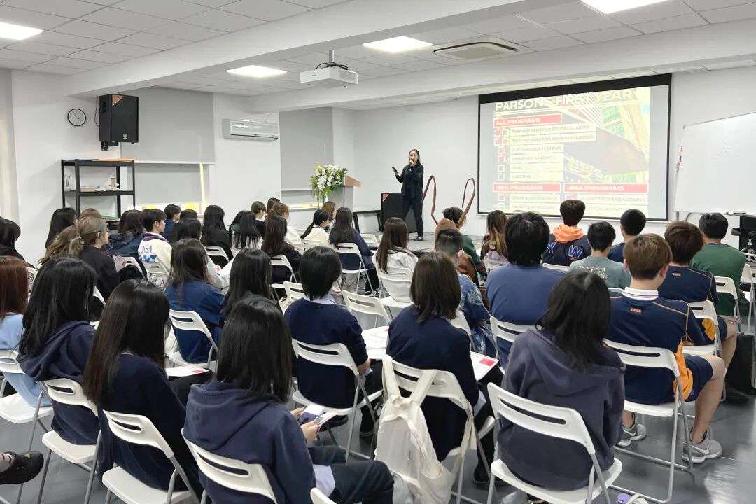 海外院校资源与招生官进校园活动照片(录取竞争力提升)