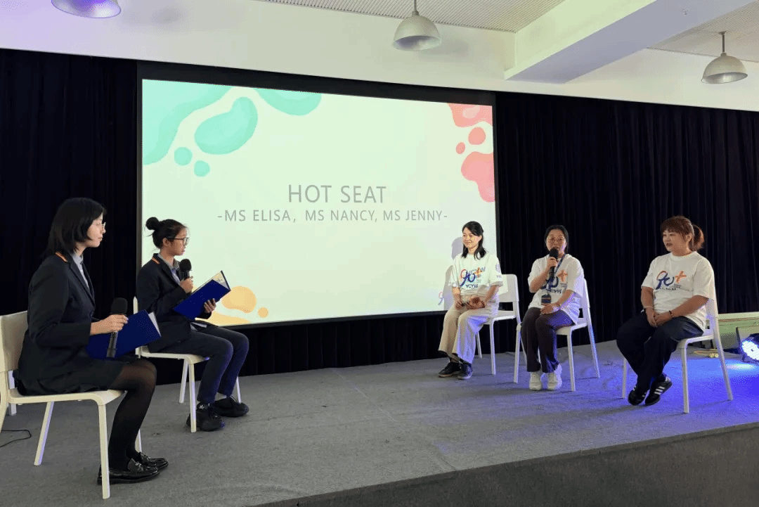 楚珩日舞台表演：小提琴独奏展现古典之美