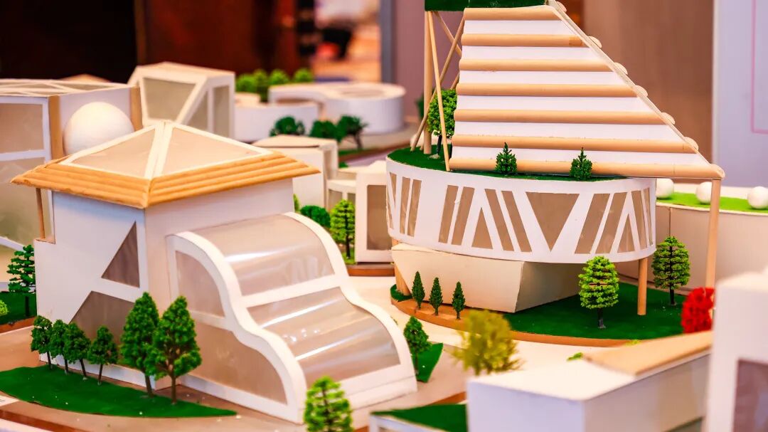 学生完成的建筑模型与场景搭建,DT 预备课程成果(上海古北)
