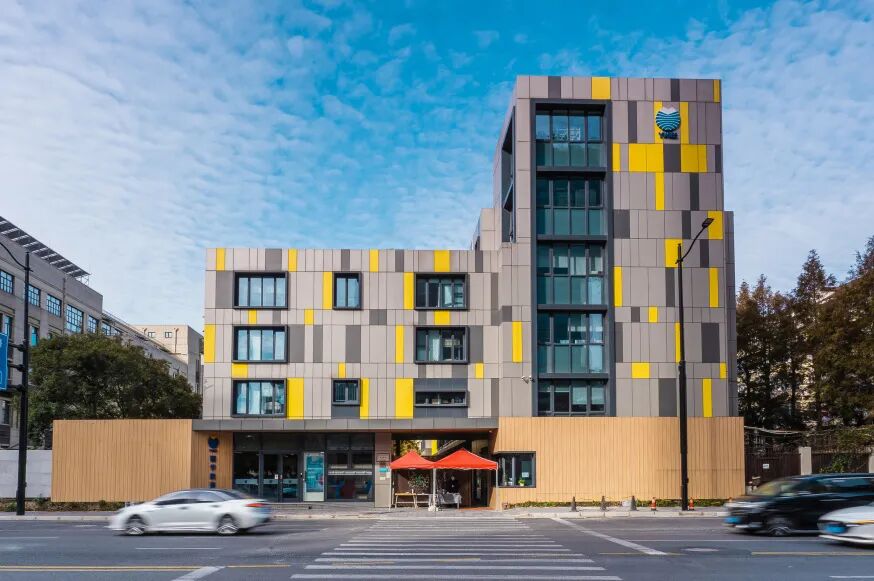 上海耀华古北校区校园环境/教学楼外观(上海长宁)