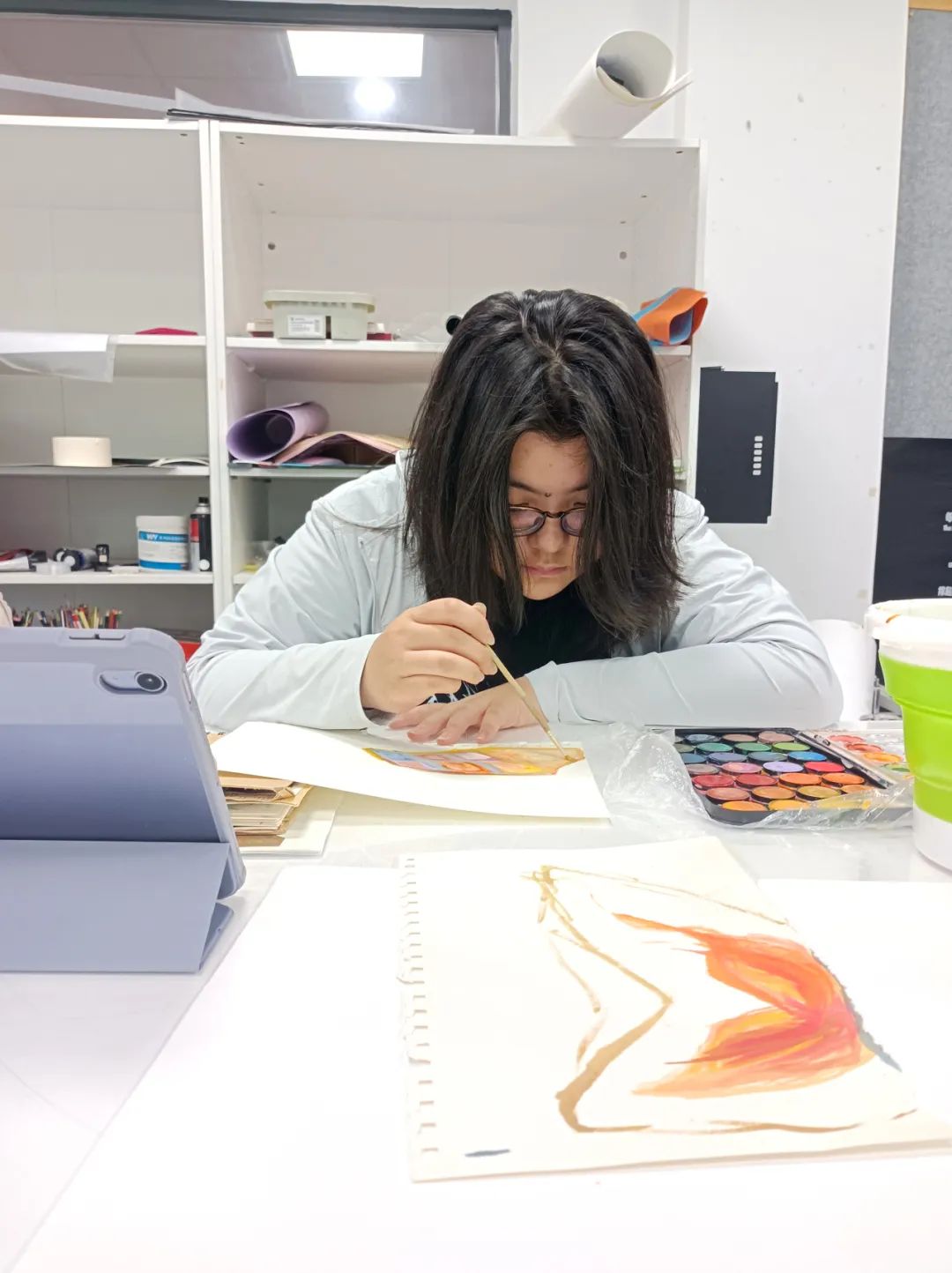 第九期课堂照片：学生团队讨论与创作场景，耀华古北预备课程